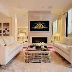 Champ De Mars Apartament